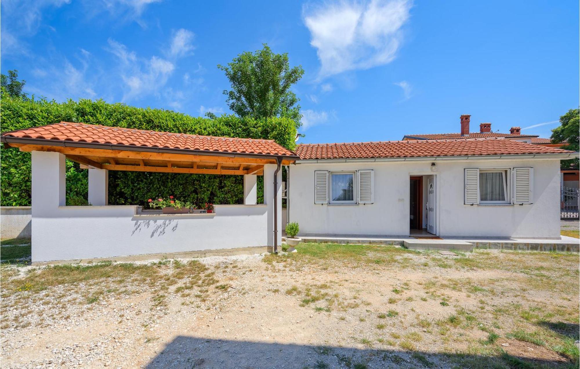 Awesome Home In Zminj With Wifi Žminj Exterior foto